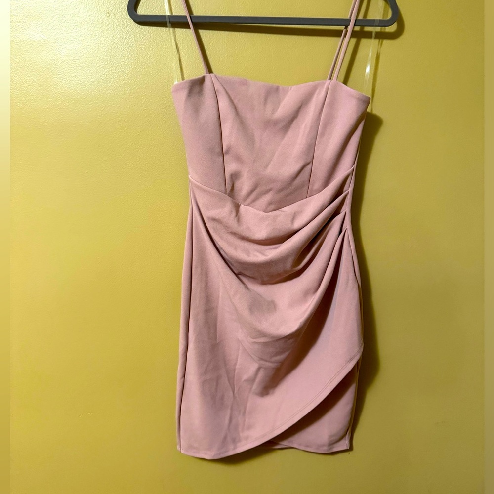 NWT Windsor party dress, mauve size M